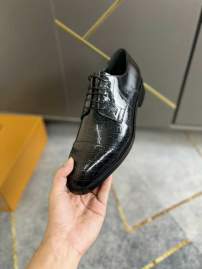 Picture of Louis Vuitton Shoes _SKULVsz38-45mnf010514015